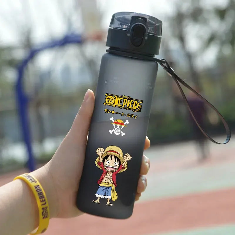 ONE PIECE Luffy Cartoon Water Bottle 560ml High Capacity Anime Pattern Plastic Drinking Cup Portable Sports Water Bottle Boy New